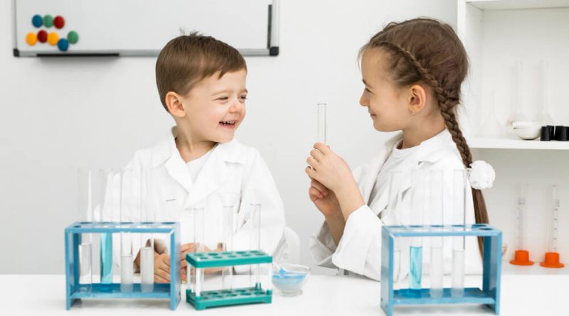 identical twins have the same dna