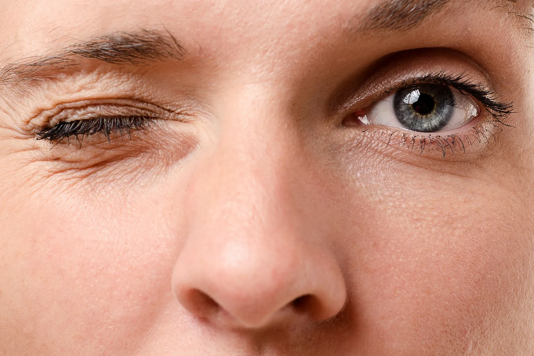 Eye Twitching Meaning For Female